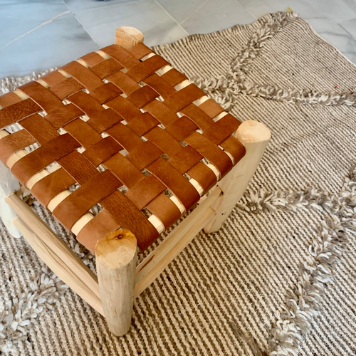 モロッコ 牛革 スツール stool 椅子 2 椅子（チェアー