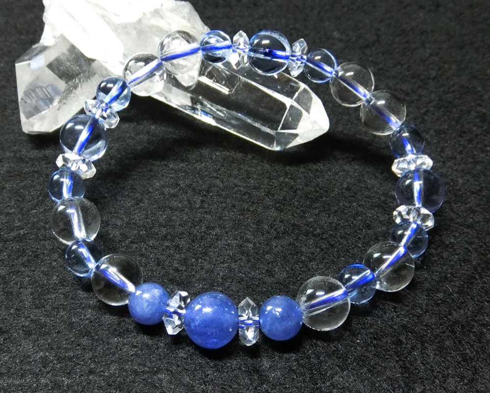 タンザナイトとブルークォーツのブレスレット3　【15㎝】【12月誕生石】