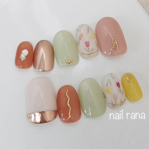 くりーみーなチューリップネイル ネイルチップ（つけ爪） a  