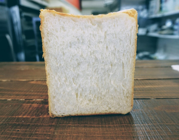 もっちり食感と小麦の風味の食パン1斤 2枚目の画像