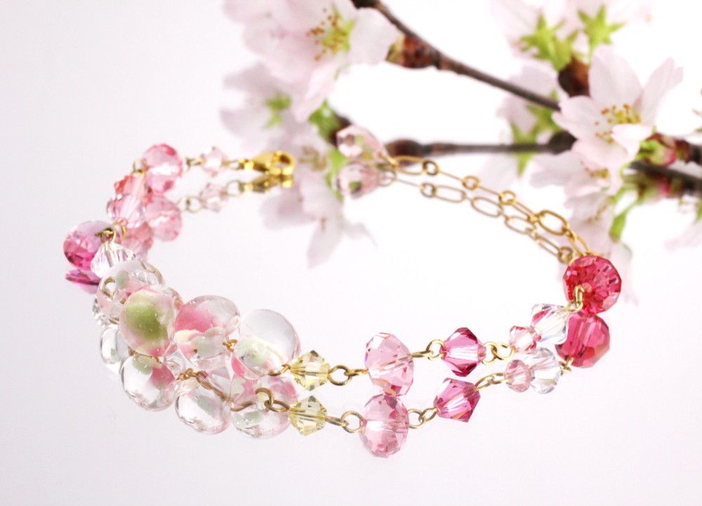桜 春色のブレスレット〜最高級品質スワロフスキークリスタル