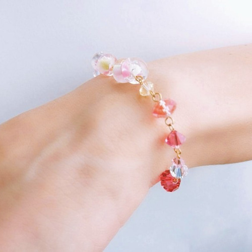 桜 春色のブレスレット〜最高級品質スワロフスキークリスタル