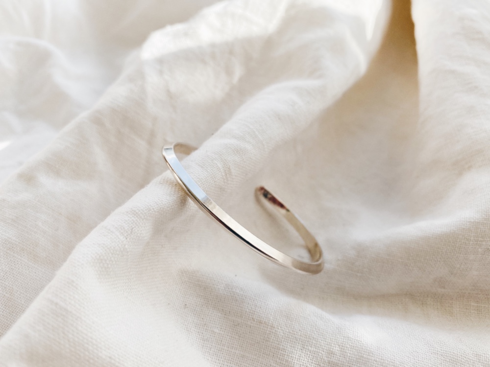 silver925 triangle line bangle ②