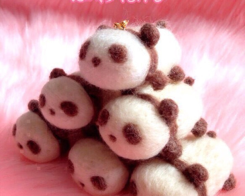 yano-kun 羊毛フェルト 作品 お月見パンダんご yano-kun様 専用 羊毛フェルト 作品 お月見パンダんご - メルカリ