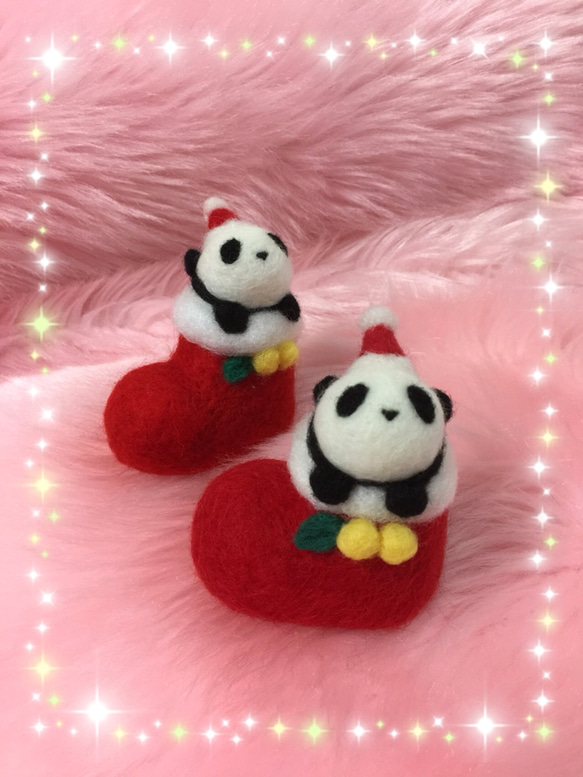 羊毛フェルト　パンダサンタさん ふわぱんinサンタブーツ♡羊毛フェルトのふわふわパンダふわぱん
