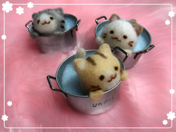 プールinにゃんこ^._.^②茶トラ子猫♡ 羊毛フェルトのふわふわ仔猫inプール『Creema限定』 1枚目の画像