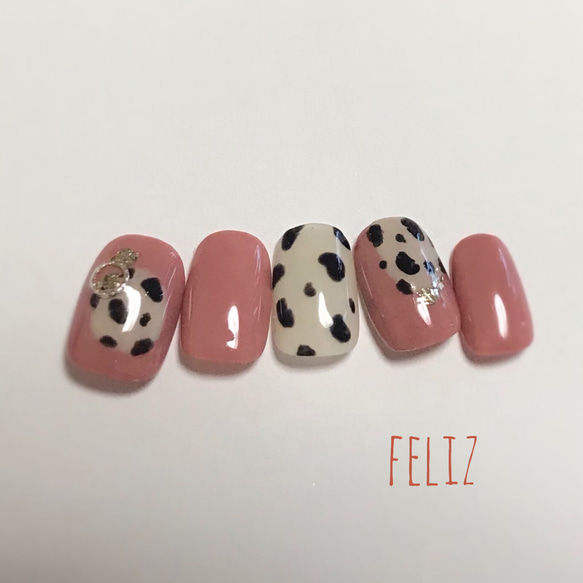 ダルメシアンピンク ネイルチップ 再販＊ピンク ダルメシアン アニマル 秋 大人カジュアル 大人