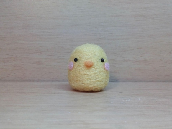 送料無料】羊毛フェルト ひよこ 約3cm 羊毛フェルト green*apple
