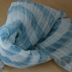 ストール　藍生葉染めのさわやかで軽やかな色 2枚目の画像