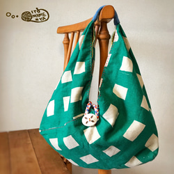 あずま袋バッグ✳︎ 緑　刺し子　手縫いステッチ 1枚目の画像