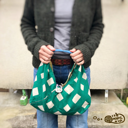 あずま袋バッグ✳︎ 緑　刺し子　手縫いステッチ 7枚目の画像