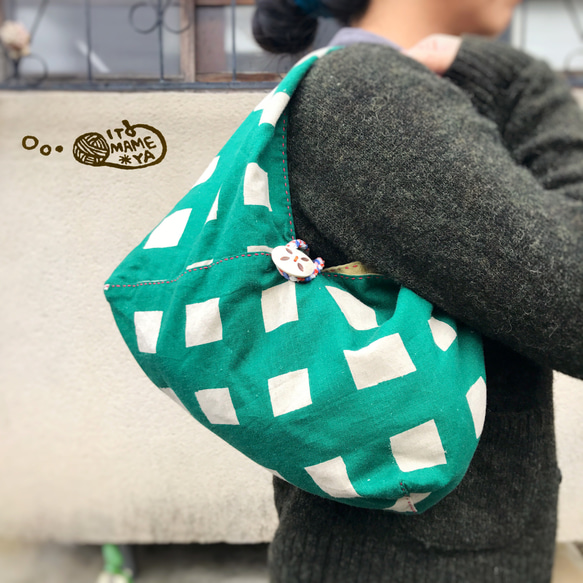 あずま袋バッグ✳︎ 緑　刺し子　手縫いステッチ 8枚目の画像