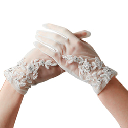 ウェディングショートグローブ オーガンジー レース 刺繍 手袋 ラインストーン パール 白 小物 花嫁 結婚式 ワイト 1枚目の画像