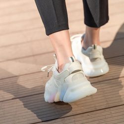「限量」時尚鞋底設計女式休閒運動鞋 第3張的照片