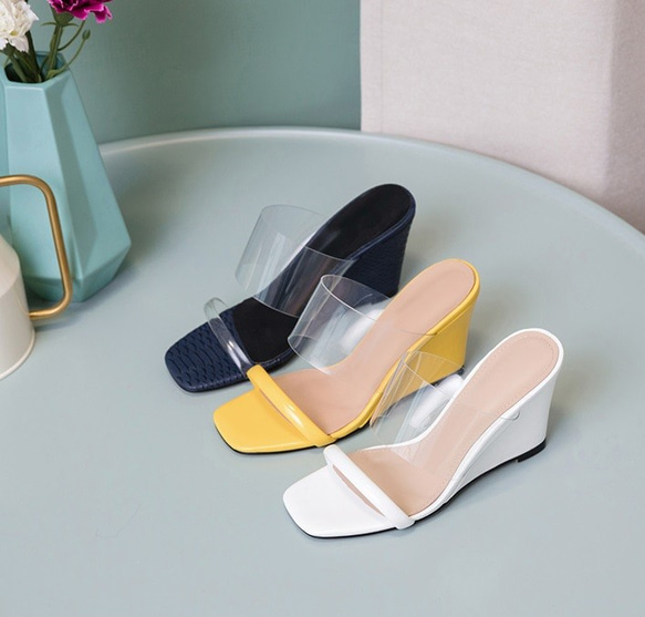 [交貨日期 35-45 天] Made-to-order PVC 設計坡跟鞋底穆勒涼鞋女士 3color 第6張的照片