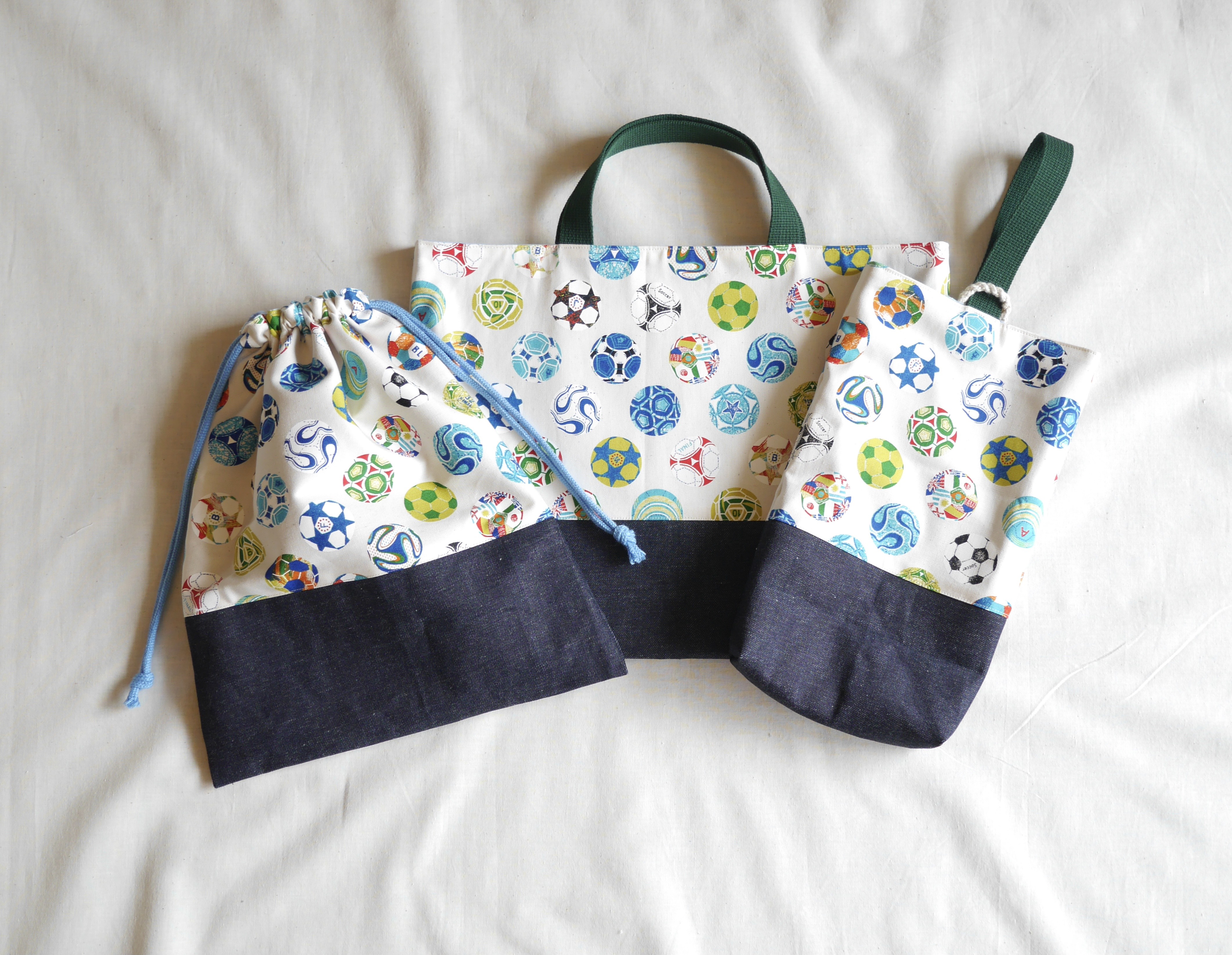 サッカーボール×インディゴデニム⚽️ 入園入学準備3点セット　レッスンバッグ・シューズケース・お着替え袋✨