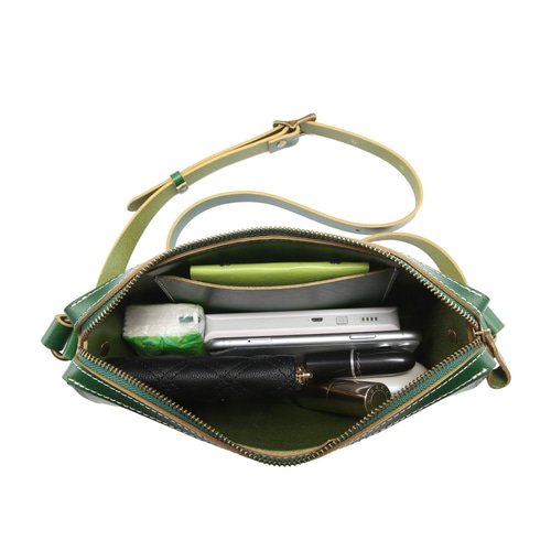 イタダキ／iTADAKi  バッグ ボストンバッグ 鞄 旅行鞄 メンズ 男性 男性用 レザー 革 本革 グリーン 緑 ムラ染め ヴィンテージ加工