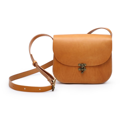 本革製品 【ブリー】ヌメ革　ショルダーバッグ ショルダーバッグ 本革 ヌメ革 斜めがけ ラウンドスクエア レディース