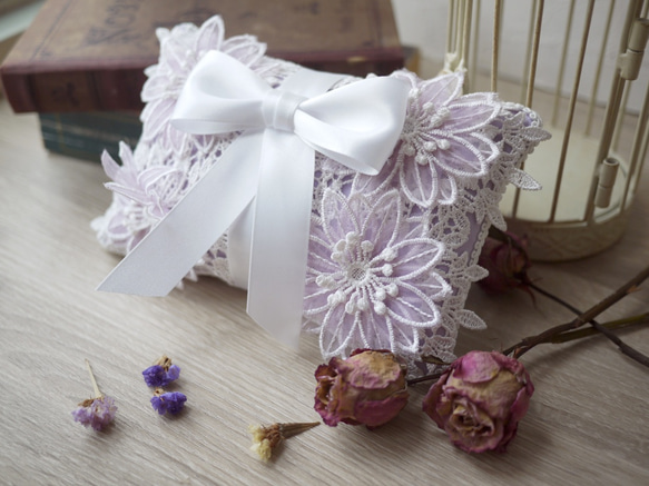 【勿忘我】花語婚禮蕾絲手工戒枕 求婚道具/結婚小物 -淡粉紫色 第2張的照片
