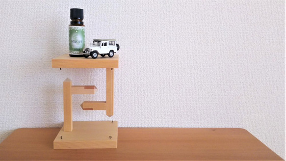 ん？ 浮いてる？ ちょっと不思議なインテリア 小物置き その他