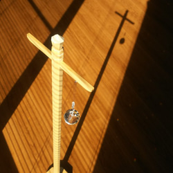 青森ひば　木製　サンキャッチャースタンド　Ⅱ 4枚目の画像