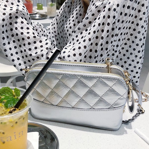 ARCHIVIO シルバー キルティングバッグ ARCHIVIO シルバー キルティングショルダーバッグ ショルダー