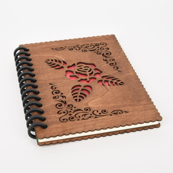 木のノートブックF 薔薇（木製ルーズリーフ） 1枚目の画像