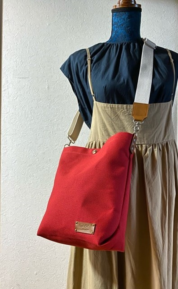 Hinaページ　ボストンショルダーバッグ（M）　ハンドメイド HeM(バッグ) ボストンバッグ HeM ヘム 横型ミニボストン エナ