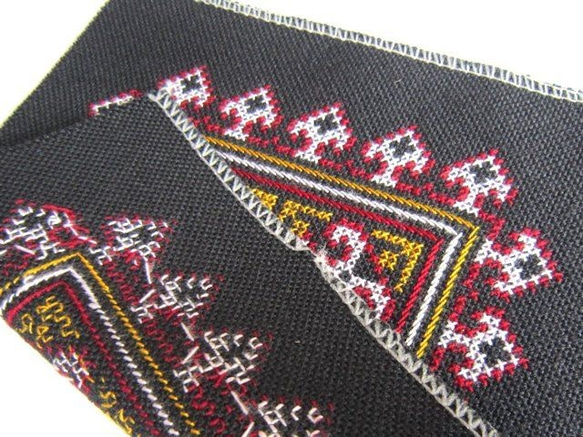 ヤオ族刺繍カットクロス（I0160/黒-01） 3枚目の画像