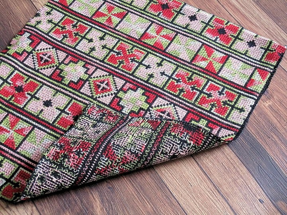 ヤオ族刺繍布はぎれ（C0173-03） 2枚目の画像