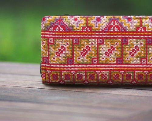 びっしり手刺繍!民族模様のヤオ刺し布製長財布/エスニック びっしり手刺繍!民族模様のヤオ刺し布製長財布/エスニック