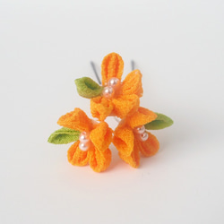 木犀色の小花のUピンかんざし(オレンジ) 2枚目の画像