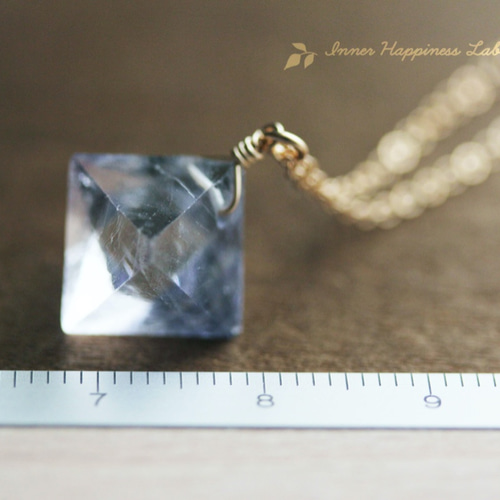 14KGF/ イリノイ産八面体フローライトの原石ネックレス（クリアな  