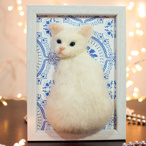 e-kinoko 羊毛フェルト インテリア雑貨 ぶら下がりにゃんこ