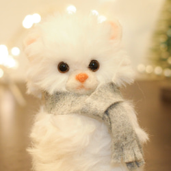 通年飾れる！＊雪だるま風＊ふわふわ白猫のインテリア(羊毛フェルト) 2枚目の画像