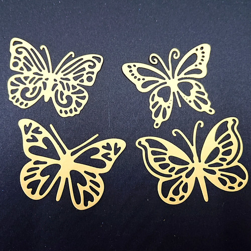 クラフトパンチ 4種類の蝶 クリーム色 計40枚【015-4】 DIY