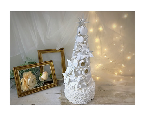 ホワイトクリスマスのマカロンタワー ウェルカムボード Clay