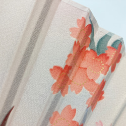 着物扇子　アンティークの絹の着物使用　日本の京都の職人が手仕事で制作　オンリーワン　プレゼントに最適 #16 6枚目の画像