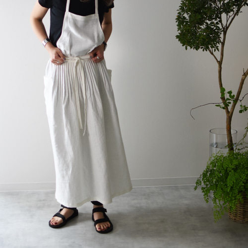 リネン エプロンドレス Casual line White エプロン E'PICE 通販