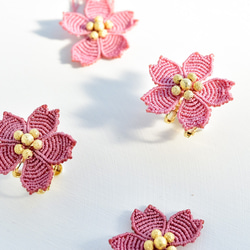 春纏う桜のイヤリング『サクラビト』 2枚目の画像