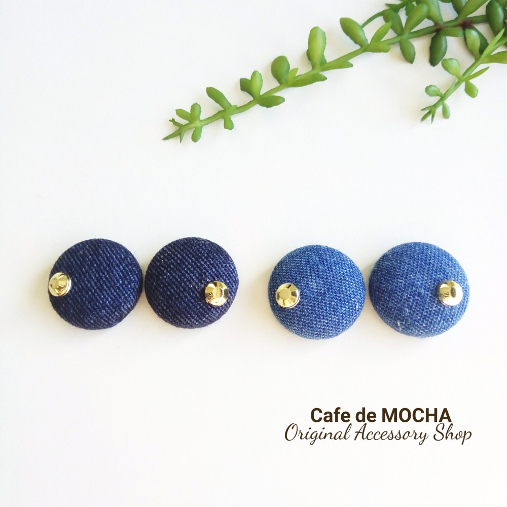 ミナペルホネン mousse くるみボタン　ピアス/イヤリング 検討中】 - メルカリ