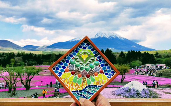 縁起もの！（本物富士山～パワーをもらて） 　 穏やかな海と癒しの富士山 　モザイクタイルアート 1枚目の画像