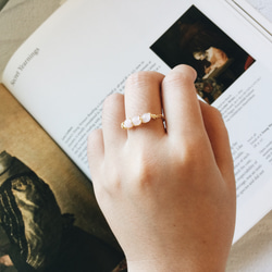 輕寶系列 遺落的杏仁糖霜 摩根石 手作14k金線 纏繞戒指【Enko】 第1張的照片