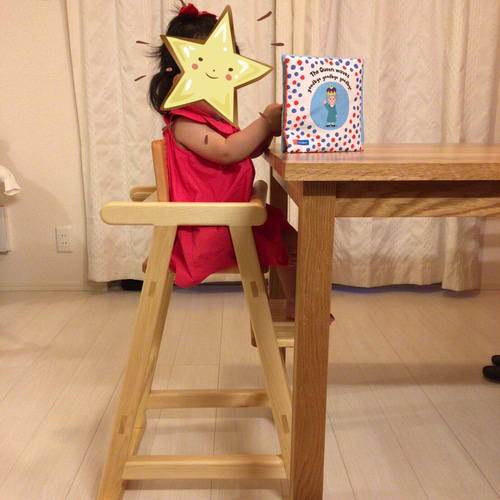オーダーメイドのハイチェア ベビー・キッズハイチェア ☆背もたれと足置きがスライドする