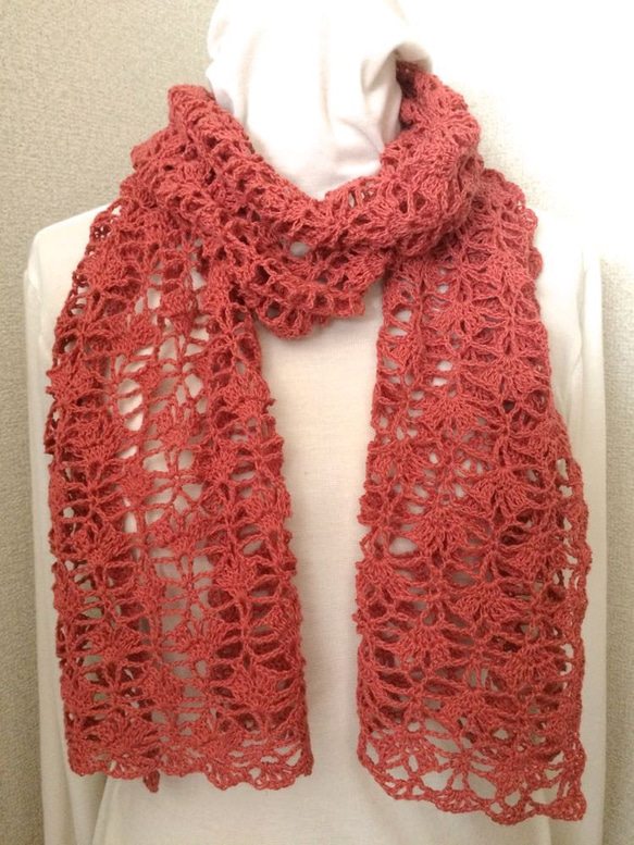 透かし柄ショール 編み図】花の透かし柄のグラニーショール（印刷版） - かぎ針