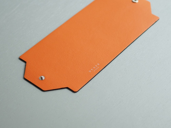 《新色》仮置ソフトマスクケース  オレンジ　抗菌レザー　マスク置き　お揃いプチギフト 5枚目の画像
