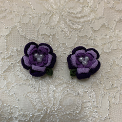 つまみ細工  福梅のヘアピン（紫色） 2枚目の画像
