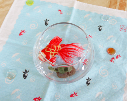 ガラスの中の金魚 立体・オブジェ deme＊tyoubi 通販 532955｜Creema