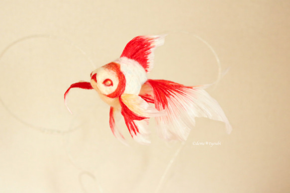 艶錦-更紗-　雪　結晶　金魚　羊毛フェルト　誕生日　ペット　動物　アクアリウム　クリスマス 5枚目の画像