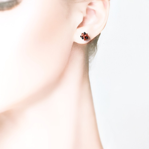 146 チェコガラスファルファーレを沢山使用‼︎　ピアスorイヤリング 146 チェコガラスファルファーレを沢山使用‼︎ ピアスorイヤリング